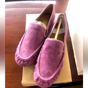 NIB UGG Australia Women's Vivian Bougainvillea Pink Loafers Shoes 1104713